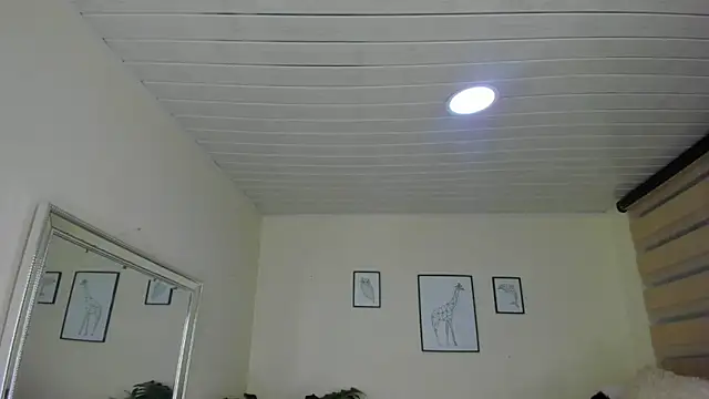 Snapshot of LusyKitty chatting on October 1, 2025, 3:29 pm LusyKitty online show from October 1, 2025, 3:29 pm