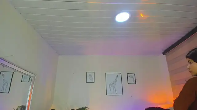 Snapshot of LusyKitty chatting on October 9, 2025, 3:43 pm LusyKitty online show from October 9, 2025, 3:43 pm