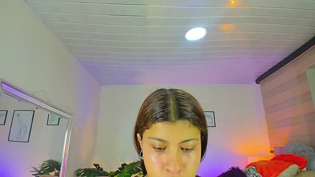 Snapshot of LusyKitty chatting on October 16, 2025, 3:46 pm LusyKitty online show from October 16, 2025, 3:46 pm