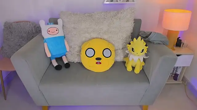 Snapshot of LusyKitty chatting on November 6, 2025, 3:35 pm LusyKitty online show from November 6, 2025, 3:35 pm