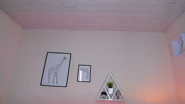 Snapshot of LusyKitty chatting on November 11, 2025, 4:07 pm LusyKitty online show from November 11, 2025, 4:07 pm