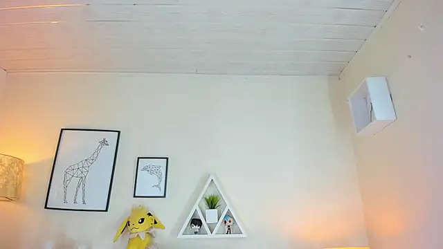 Snapshot of LusyKitty chatting on December 4, 2025, 3:21 pm LusyKitty online show from December 4, 2025, 3:21 pm