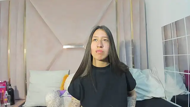 Snapshot of venusmorgan chatting on October 15, 2025, 3:01 pm venusmorgan online show from October 15, 2025, 3:01 pm