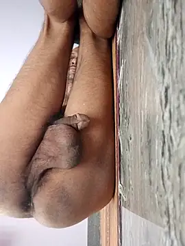 Snapshot of monster-dickk chatting on November 9, 2025, 5:39 am monster-dickk online show from November 9, 2025, 5:39 am