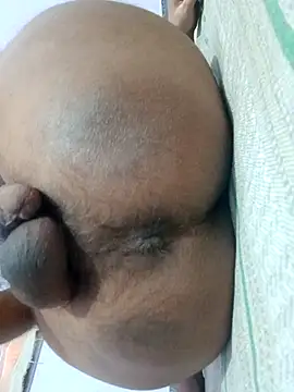 Snapshot of monster-dickk chatting on November 14, 2025, 2:32 am monster-dickk online show from November 14, 2025, 2:32 am