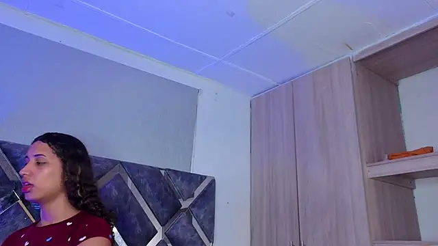 Snapshot of candice777 chatting on December 4, 2025, 11:52 am candice777 online show from December 4, 2025, 11:52 am