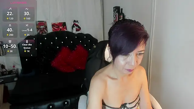 Snapshot of Trinityy__ chatting on September 20, 2025, 7:48 pm Trinityy online show from September 20, 2025, 7:48 pm