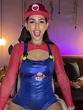 Snapshot of SOY_NOOA chatting on October 31, 2025, 11:11 am SOY NOOA online show from October 31, 2025, 11:11 am