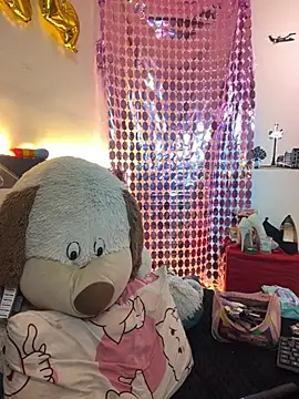 Nicol V online show from November 14, 2025, 4:22 am