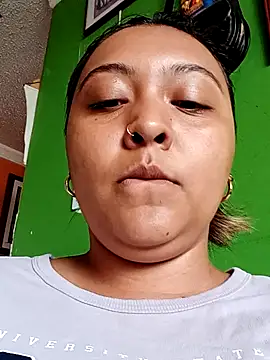 Snapshot of ALANA_150 chatting on September 18, 2025, 1:57 pm ALANA 150 online show from September 18, 2025, 1:57 pm