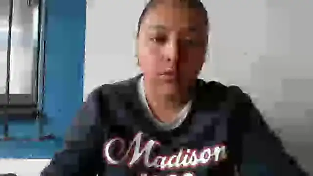 Snapshot of ALANA_150 chatting on December 4, 2025, 2:04 pm ALANA 150 online show from December 4, 2025, 2:04 pm