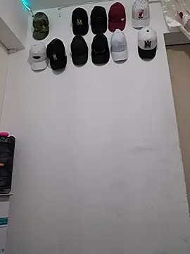 Snapshot of Ethanho0t chatting on October 15, 2025, 11:38 pm Ethanho0t online show from October 15, 2025, 11:38 pm