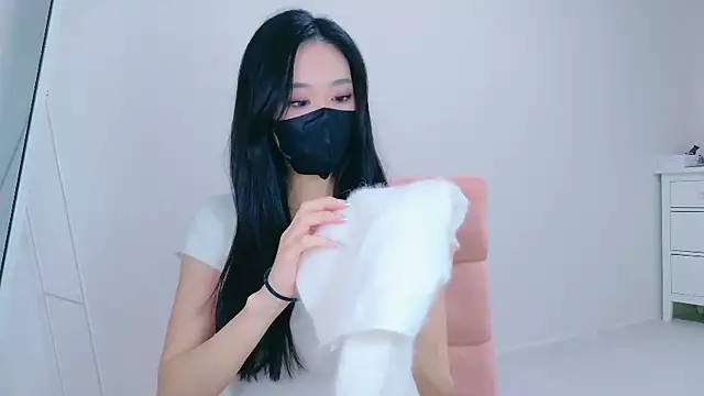 ramuchan desu online show from November 10, 2025, 2:21 am