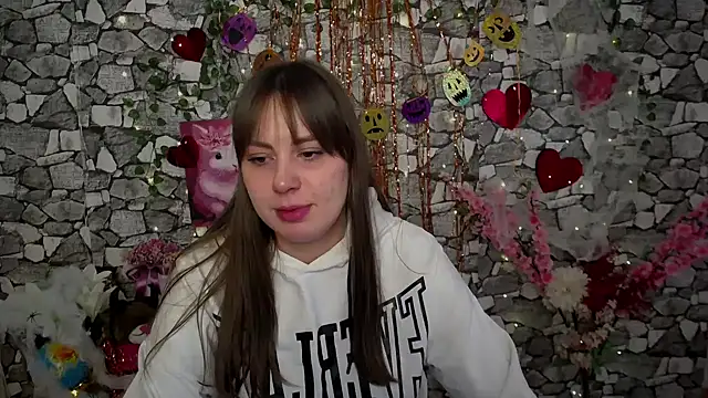 Amanda Bright  online show from November 1, 2025, 12:18 pm