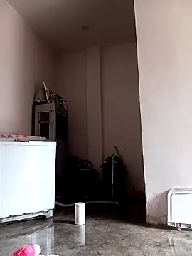 Snapshot of Trisha_71 chatting on October 25, 2025, 6:10 am Trisha 71 online show from October 25, 2025, 6:10 am