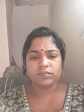 Snapshot of Trisha_71 chatting on October 26, 2025, 6:19 am Trisha 71 online show from October 26, 2025, 6:19 am