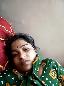 Snapshot of Trisha_71 chatting on November 1, 2025, 4:31 pm Trisha 71 online show from November 1, 2025, 4:31 pm