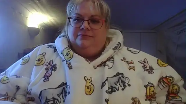 Snapshot of Kinkyhousewife83 chatting on November 20, 2025, 12:05 pm Kinkyhousewife83 online show from November 20, 2025, 12:05 pm