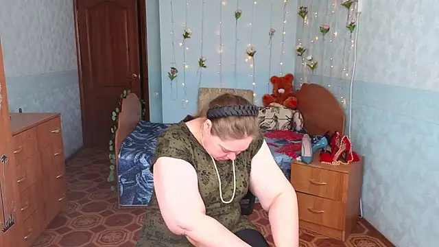 Audrey Aura online show from September 16, 2025, 5:30 am