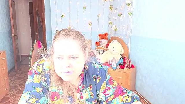 Audrey Aura online show from September 20, 2025, 6:25 am