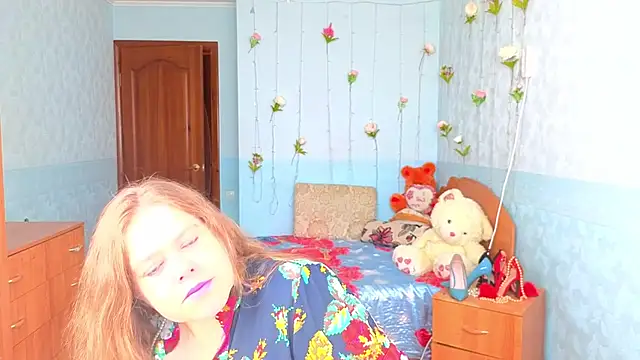 Audrey Aura online show from September 23, 2025, 5:10 am