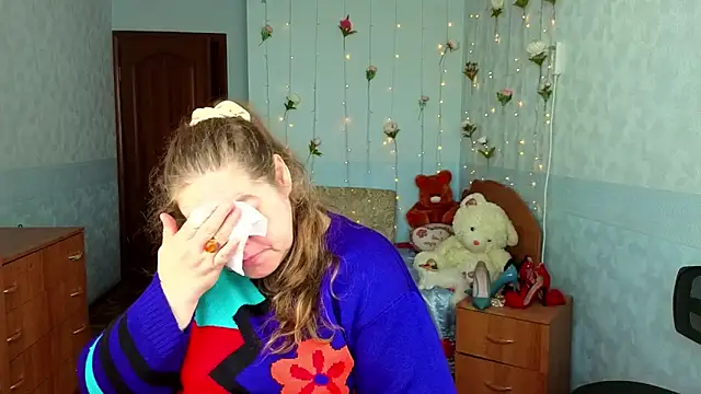 Audrey Aura online show from September 30, 2025, 5:12 am