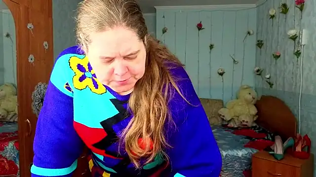 Audrey Aura online show from October 17, 2025, 5:32 am