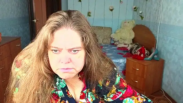 Audrey Aura online show from October 30, 2025, 5:09 am