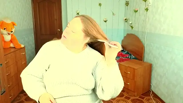 Audrey Aura online show from November 16, 2025, 5:46 am