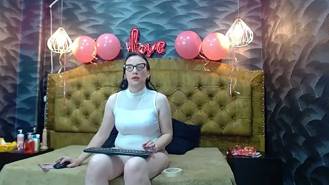 AvaNahomix online show from September 10, 2025, 10:59 am