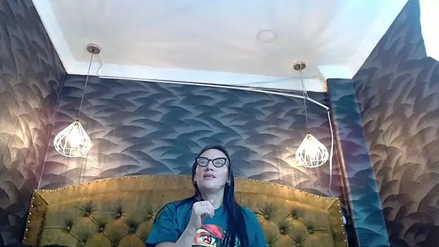 AvaNahomix online show from November 4, 2025, 12:10 am