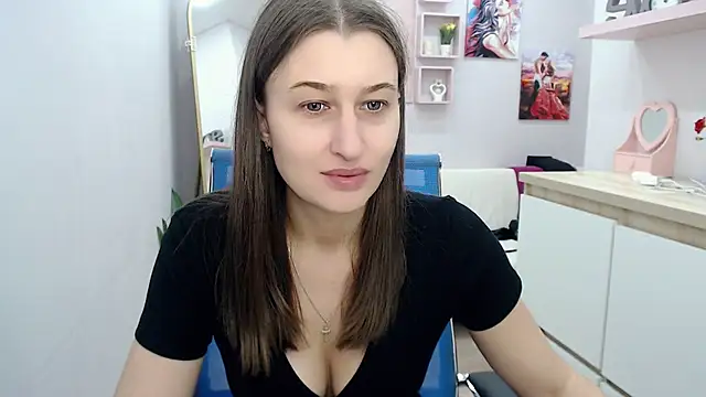 Snapshot of muriel_elvin chatting on October 14, 2025, 8:15 am muriel elvin online show from October 14, 2025, 8:15 am