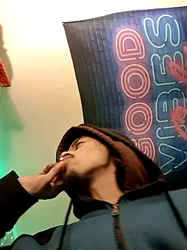 MeTazty294 online show from November 12, 2025, 4:24 am