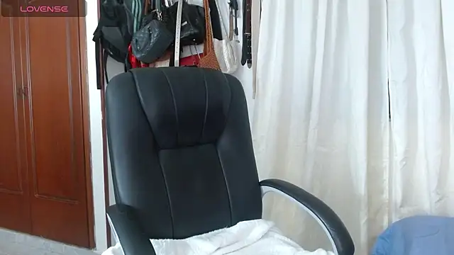 Snapshot of BriggiteSkyAngels chatting on September 14, 2025, 9:30 am BriggiteSkyAngels online show from September 14, 2025, 9:30 am