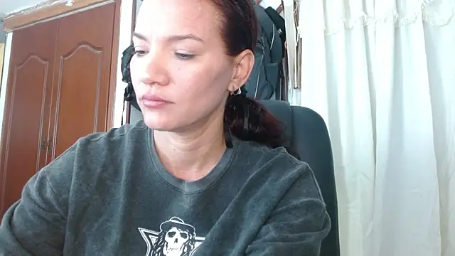 Snapshot of BriggiteSkyAngels chatting on October 7, 2025, 9:39 am BriggiteSkyAngels online show from October 7, 2025, 9:39 am