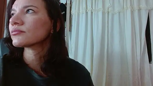 Snapshot of BriggiteSkyAngels chatting on October 23, 2025, 8:24 am BriggiteSkyAngels online show from October 23, 2025, 8:24 am