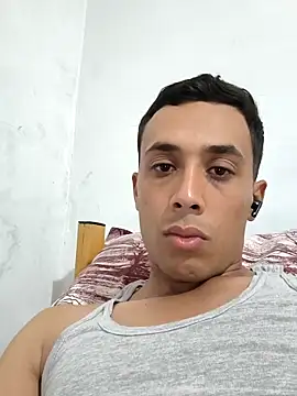 Snapshot of Naymik911 chatting on November 1, 2025, 12:23 am Naymik911 online show from November 1, 2025, 12:23 am