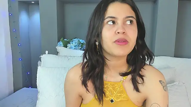 MaiaaCandy online show from September 14, 2025, 3:38 am