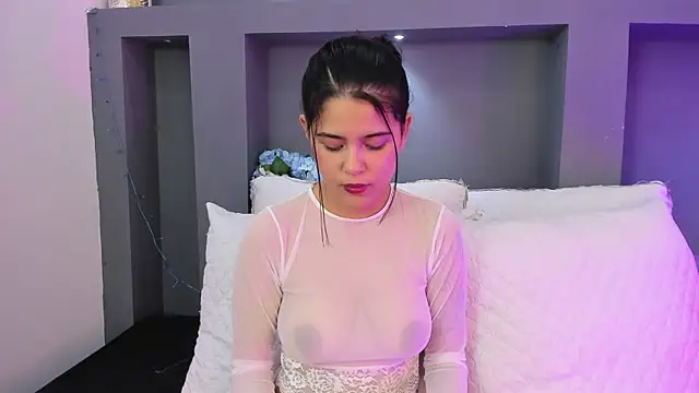 MaiaaCandy online show from October 12, 2025, 8:52 pm