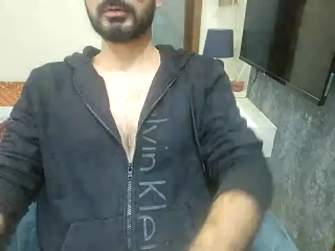 Snapshot of mlove902 chatting on November 12, 2025, 7:13 pm mlove902 online show from November 12, 2025, 7:13 pm