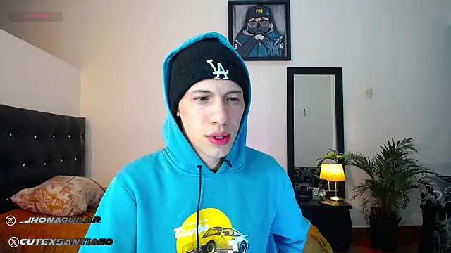 Snapshot of santiago_cutex chatting on September 18, 2025, 6:15 am santiago cutex online show from September 18, 2025, 6:15 am