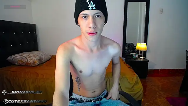 Snapshot of santiago_cutex chatting on September 25, 2025, 10:30 am santiago cutex online show from September 25, 2025, 10:30 am