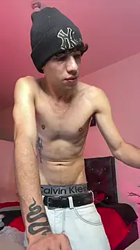 Snapshot of santiago_cutex chatting on November 14, 2025, 3:49 am santiago cutex online show from November 14, 2025, 3:49 am