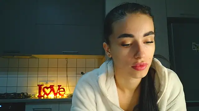 EvaMelnik online show from October 10, 2025, 4:28 pm