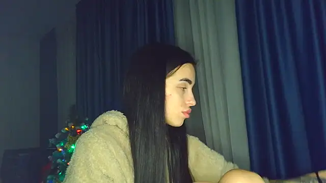 EvaMelnik online show from November 24, 2025, 3:23 pm