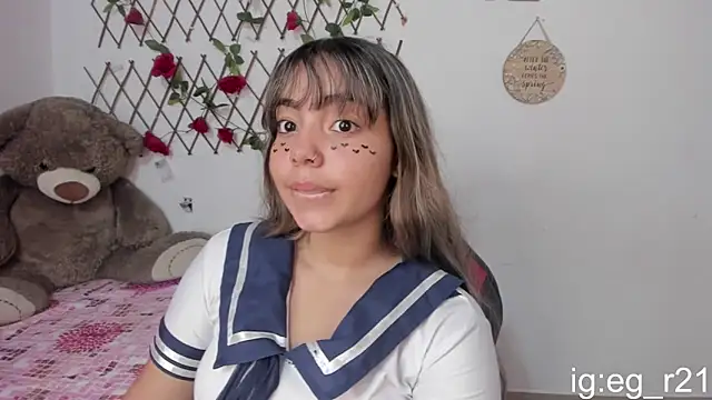 Snapshot of emma_grays2 chatting on November 19, 2025, 5:29 am emma grays2 online show from November 19, 2025, 5:29 am