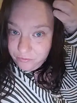 Snapshot of Feuchtekitty92@xh chatting on October 11, 2025, 7:23 pm Feuchtekitty92xh online show from October 11, 2025, 7:23 pm