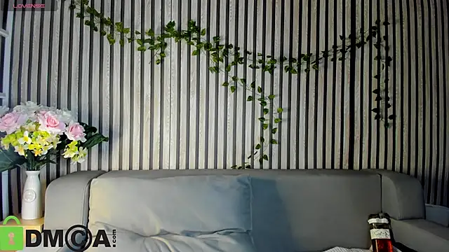 Snapshot of Casey_Sweeet chatting on November 10, 2025, 5:23 pm Casey Sweeet online show from November 10, 2025, 5:23 pm