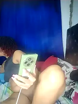 Snapshot of Vale_Nikol21 chatting on September 15, 2025, 1:38 am Vale Nikol21 online show from September 15, 2025, 1:38 am