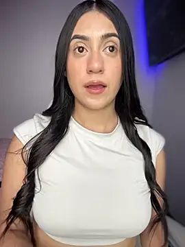 Snapshot of isabela_l chatting on September 26, 2025, 7:51 pm isabela l online show from September 26, 2025, 7:51 pm